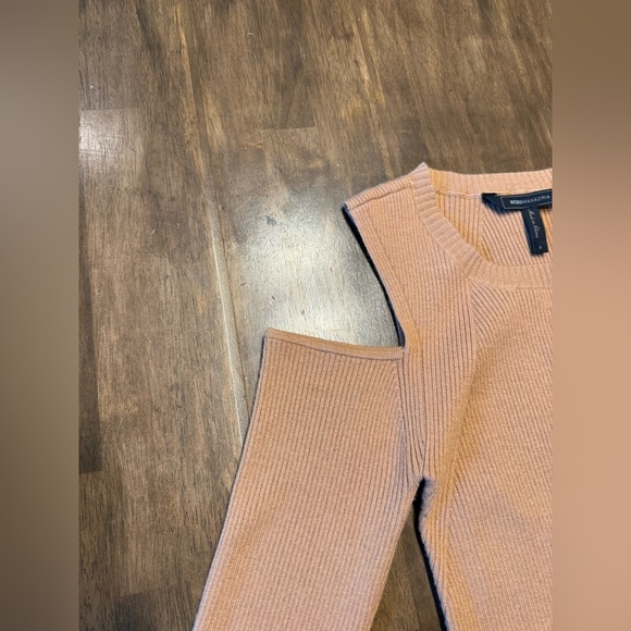 BCBGMaxAzria Cold Shoulder Sweater Womens SZ S Brown Wool Cashmere Blend Dressy - Picture 4 of 8